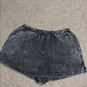 LA Hearts black acid wash shorts